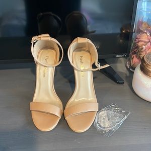 Beige heels never worn with comfy insert